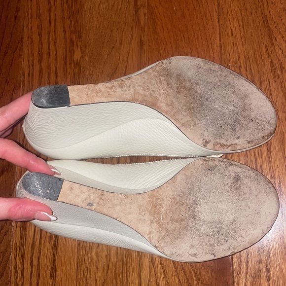 Cream Gucci Wedges - Picture 4 of 5